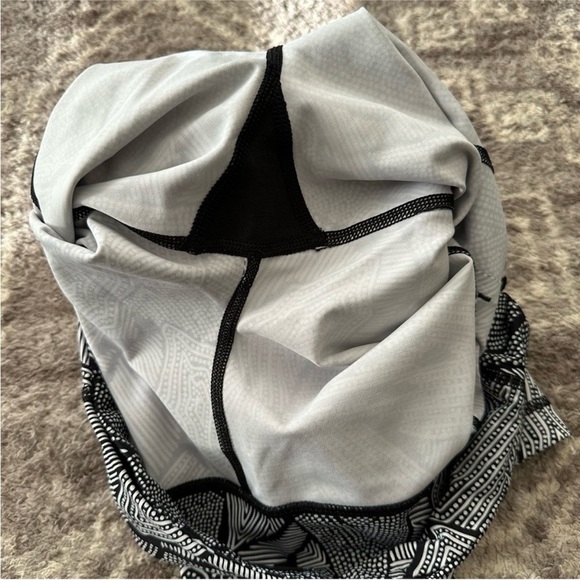 Lululemon Pace Rival Crop Full On Luxtreme Dottie Tribe White Black Leggings 4 - Picture 10 of 13